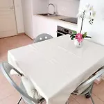 2 Pieces Apartment