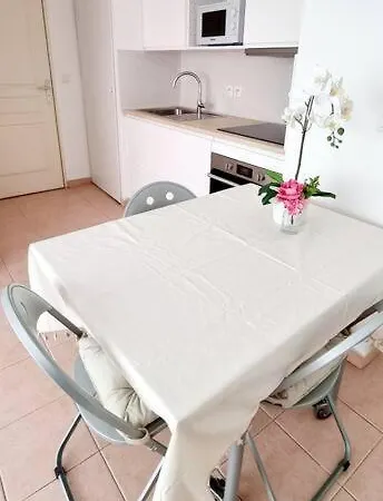 2 Pieces Appartement